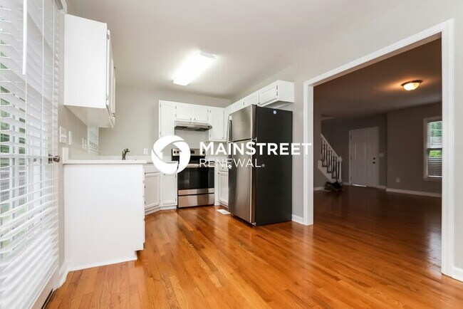Building Photo - 3 Bedroom Pet-Friendly Home in Winston-Salem, NC with Main Street Renewal