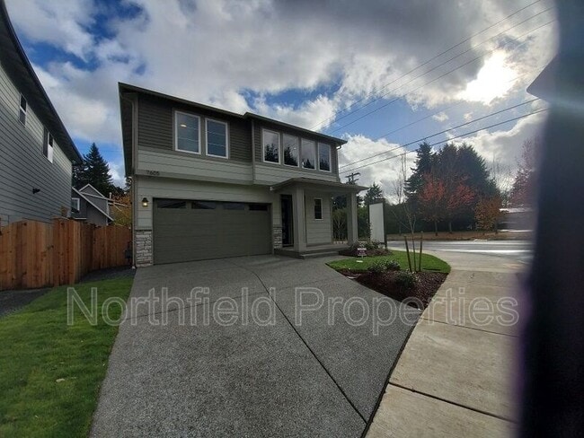 Building Photo - 7605 61st Dr NE