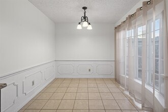 Building Photo - 14381 Still Meadow Dr