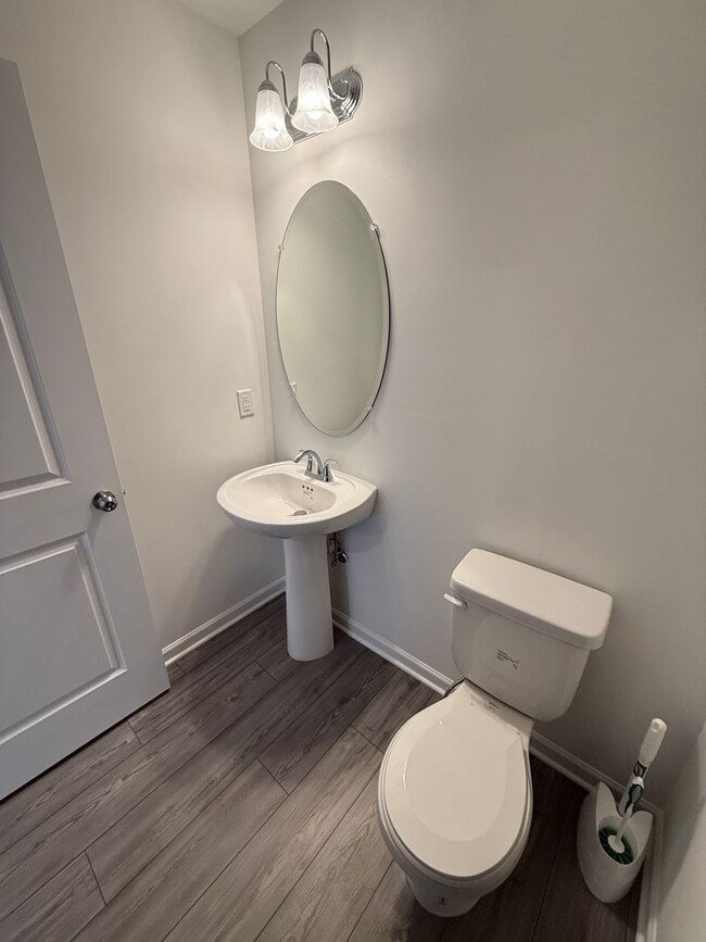 Building Photo - Modern 3-Bedroom Home with 1.5 Baths