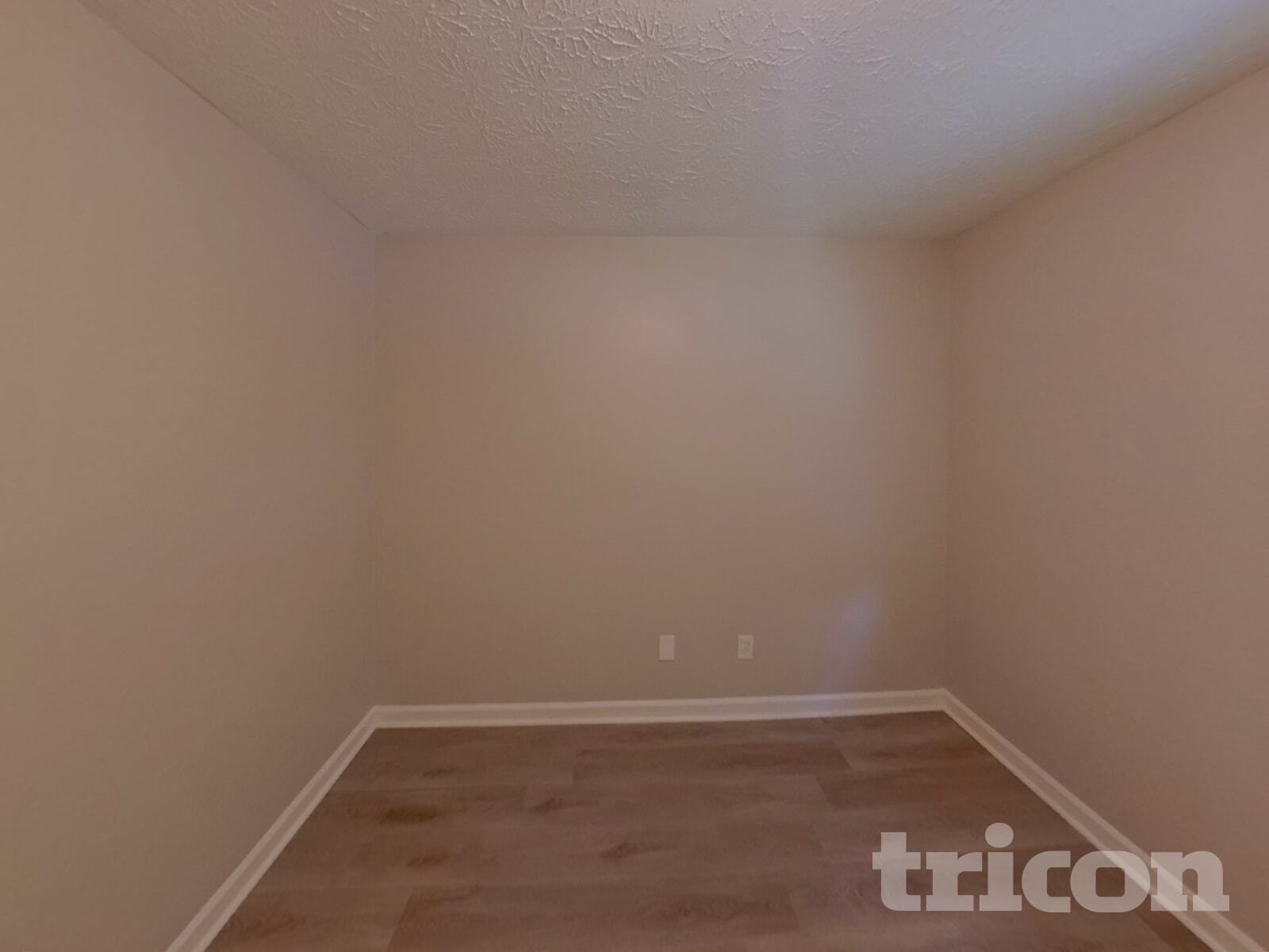 Building Photo - 3224 Creekwood Dr