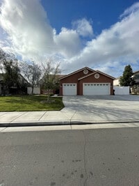 Building Photo - 1072 Sun Up Cir