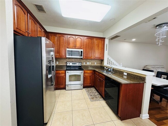 Building Photo - 6908 Sperone St