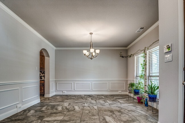 Building Photo - 14015 Steadman Dr