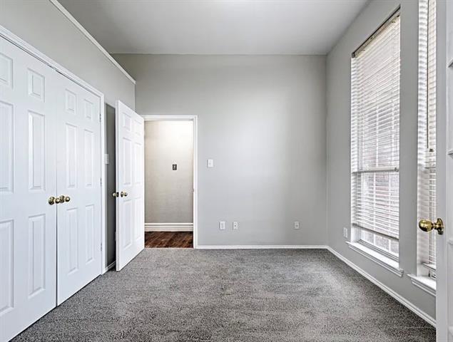 Building Photo - 827 Sunflower Trail