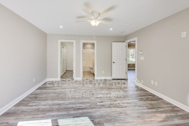 Building Photo - 3713 W 98th St