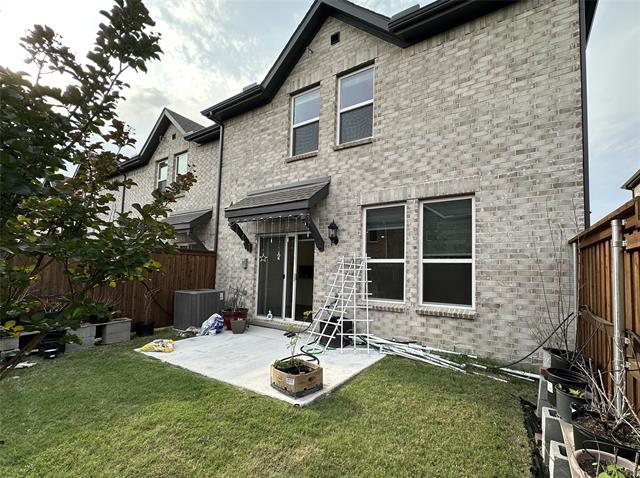 Building Photo - 1347 Hill Country Pl