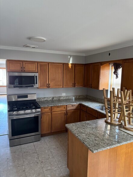 Building Photo - 3700 N Harlem Ave