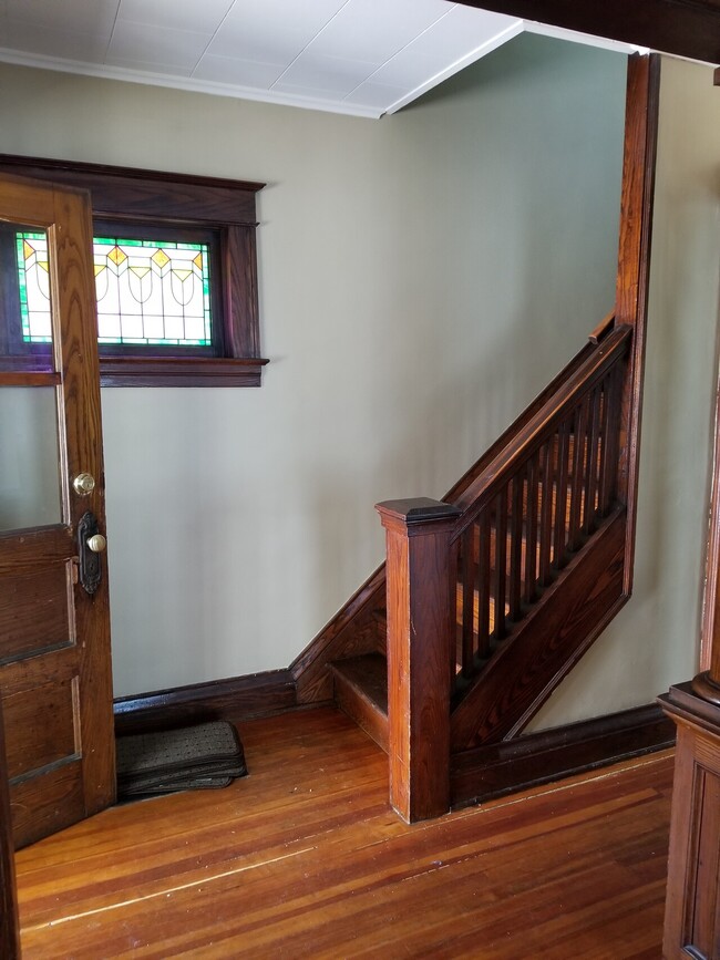 Building Photo - 44 Home Place