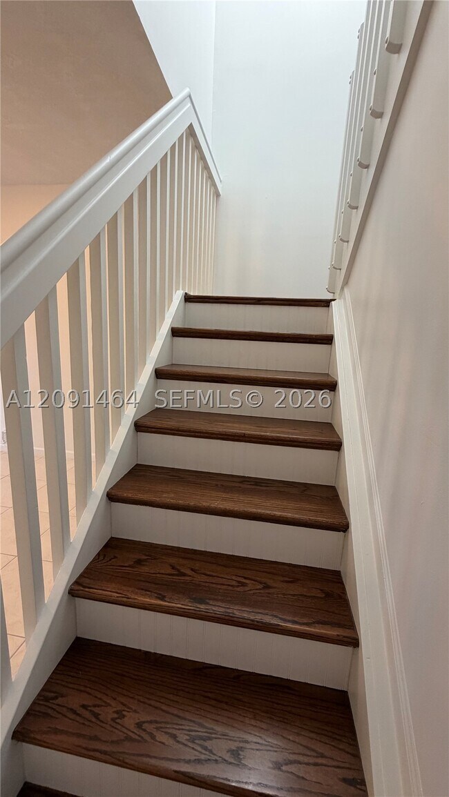 Building Photo - 200 Riverwalk Cir