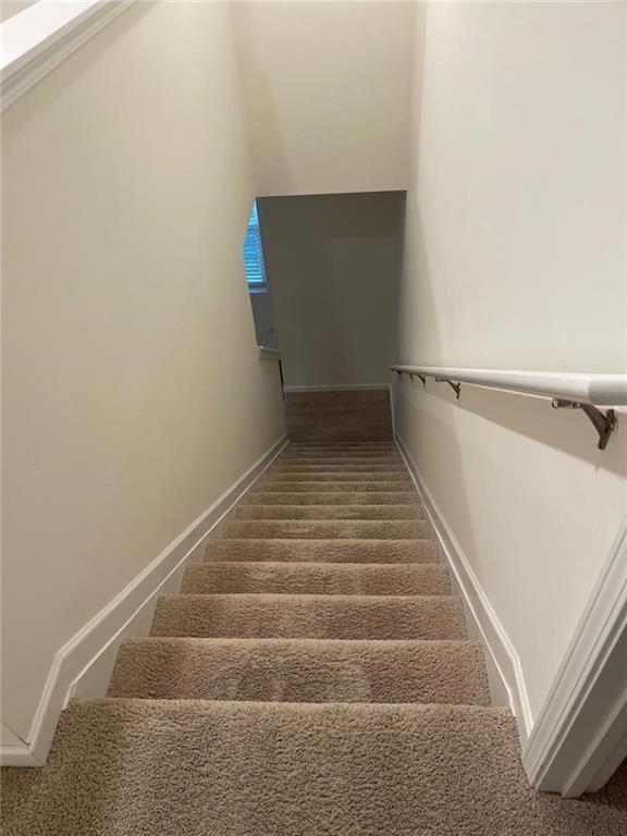 Building Photo - 1562 Gray Br Ct