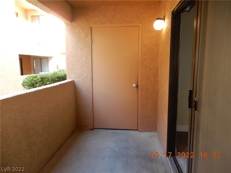 Building Photo - 3151 N Soaring Gulls Dr