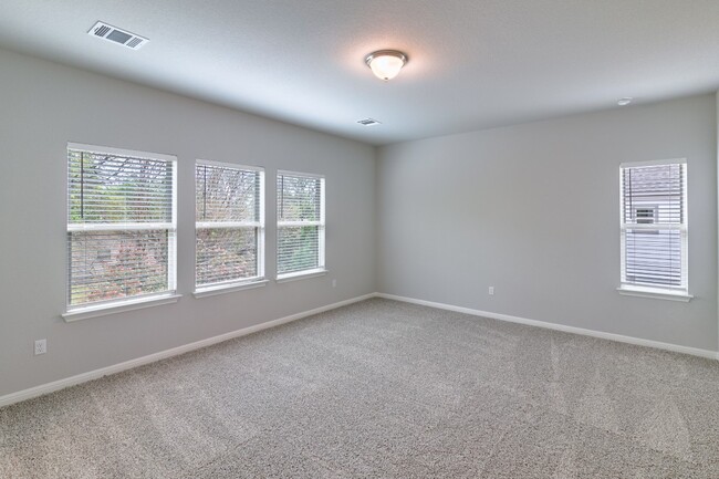 Building Photo - 124 Driftwood Hills Way
