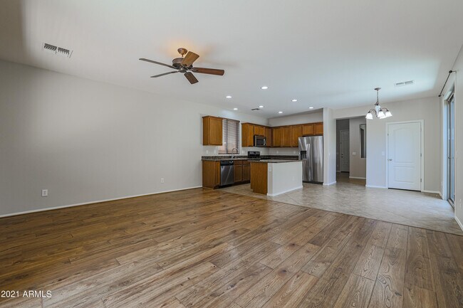 Building Photo - 3551 E Tulsa St