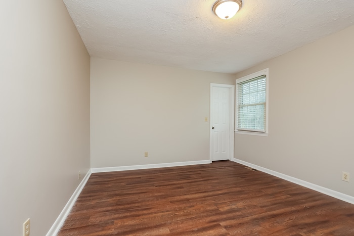 Building Photo - 511 Buffalo Trail