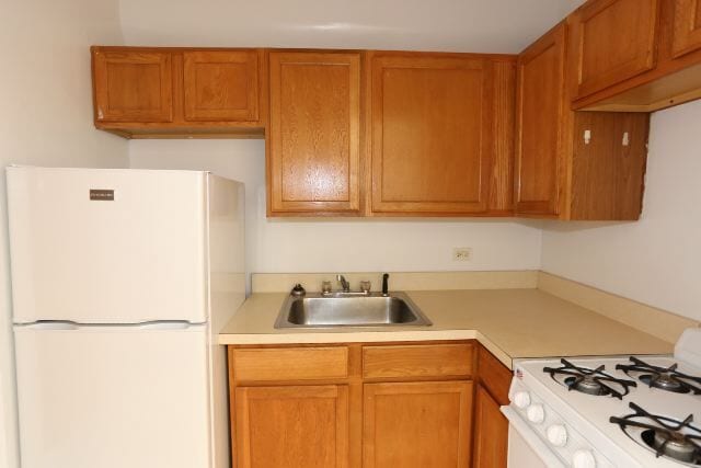 Building Photo - 1169 N Dearborn