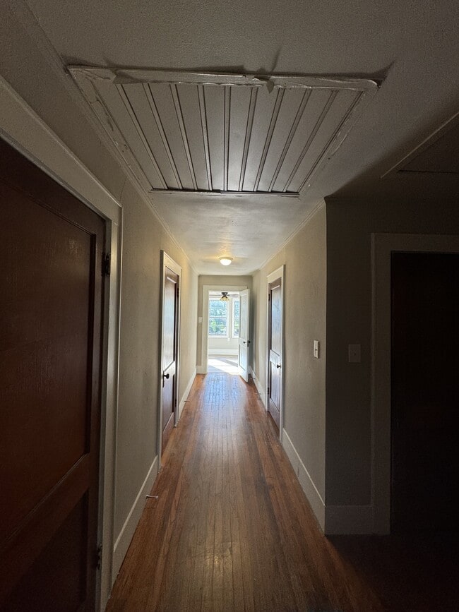 Building Photo - 117 Gardner St