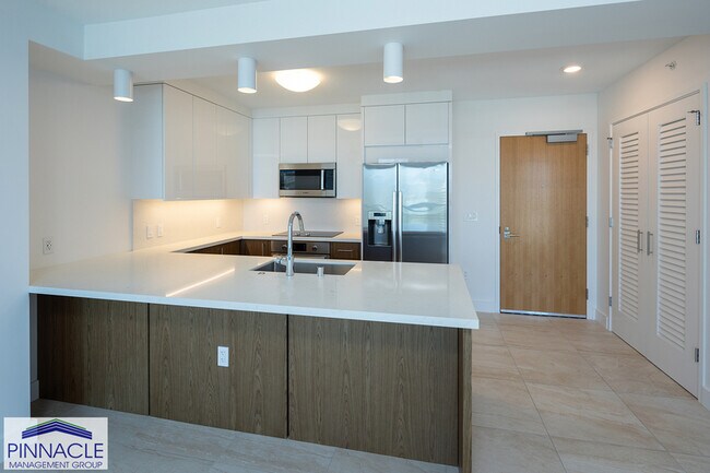 Building Photo - 629 Ke’eaumoku St