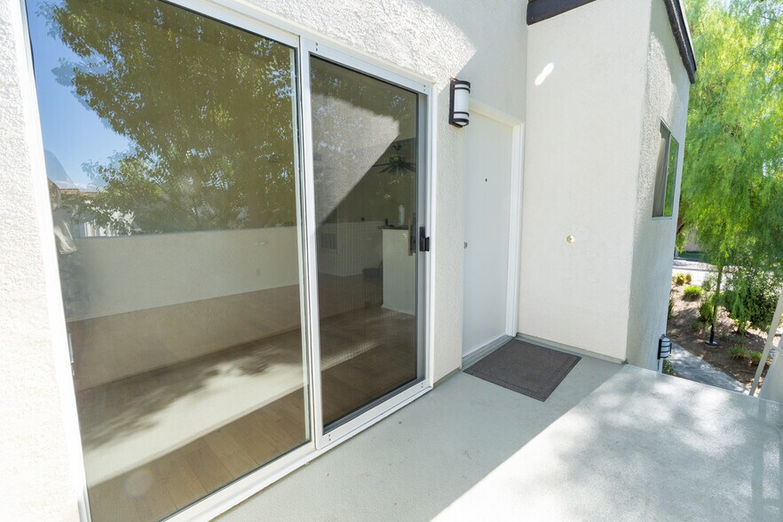 Building Photo - 21314 Nandina Ln