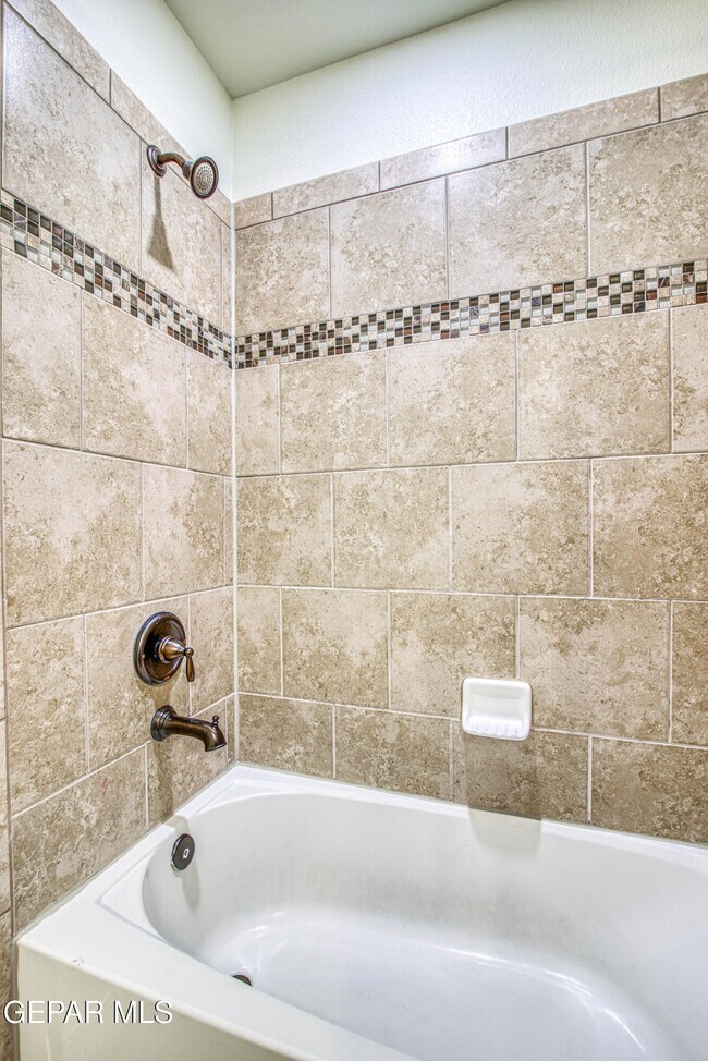 Building Photo - 7751 Enchanted Path Dr