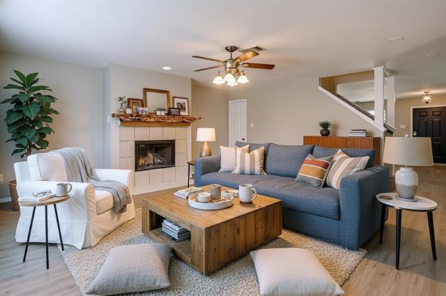 Building Photo - 10633 Lipan Trail