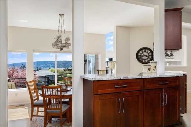 Building Photo - Stunning View Home In Oak Harbor! Availabl...