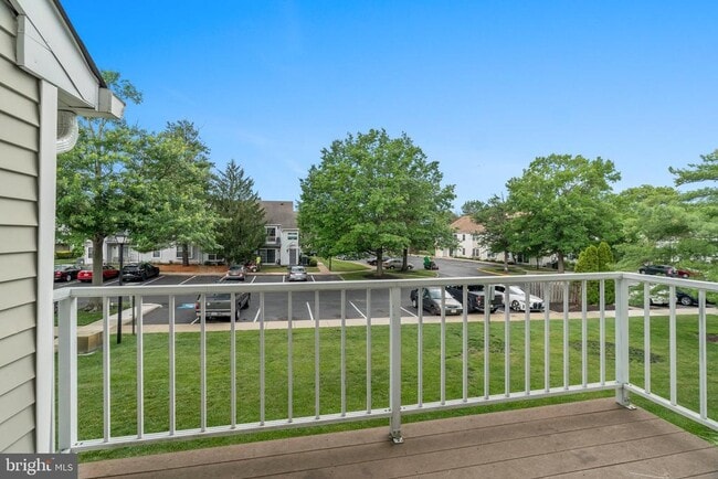 Building Photo - 330B Delancey Pl