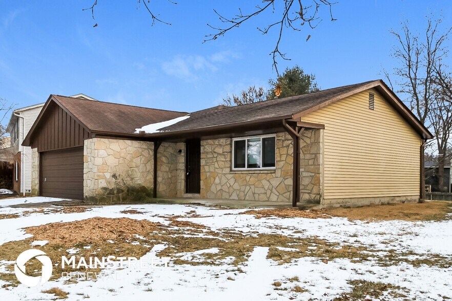 Primary Photo - 2033 Queensbridge Dr