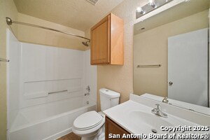 Building Photo - 8116 Sonora Cavern