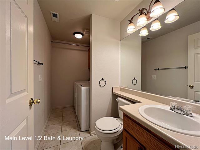 Building Photo - 5377 S Ukraine Way