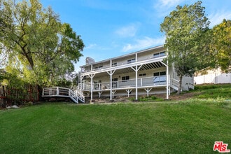 Building Photo - 23937 Jensen Dr