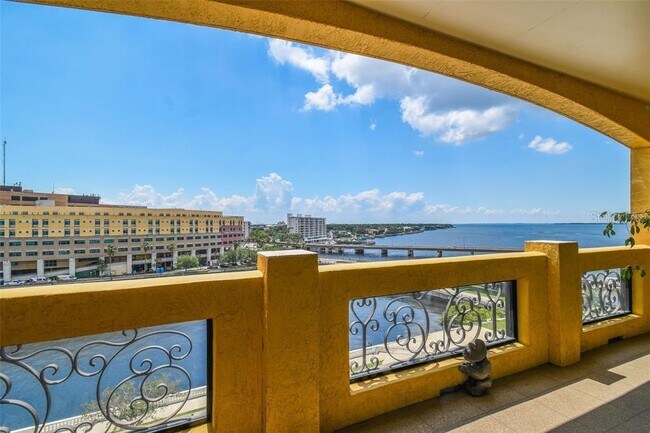 Building Photo - 345 Bayshore Blvd