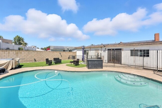 Building Photo - 4439 Powderhorn Dr