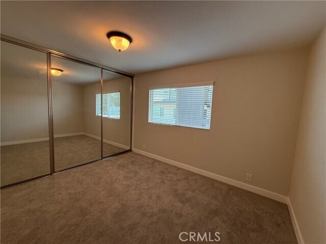 Building Photo - 665 W 34th St