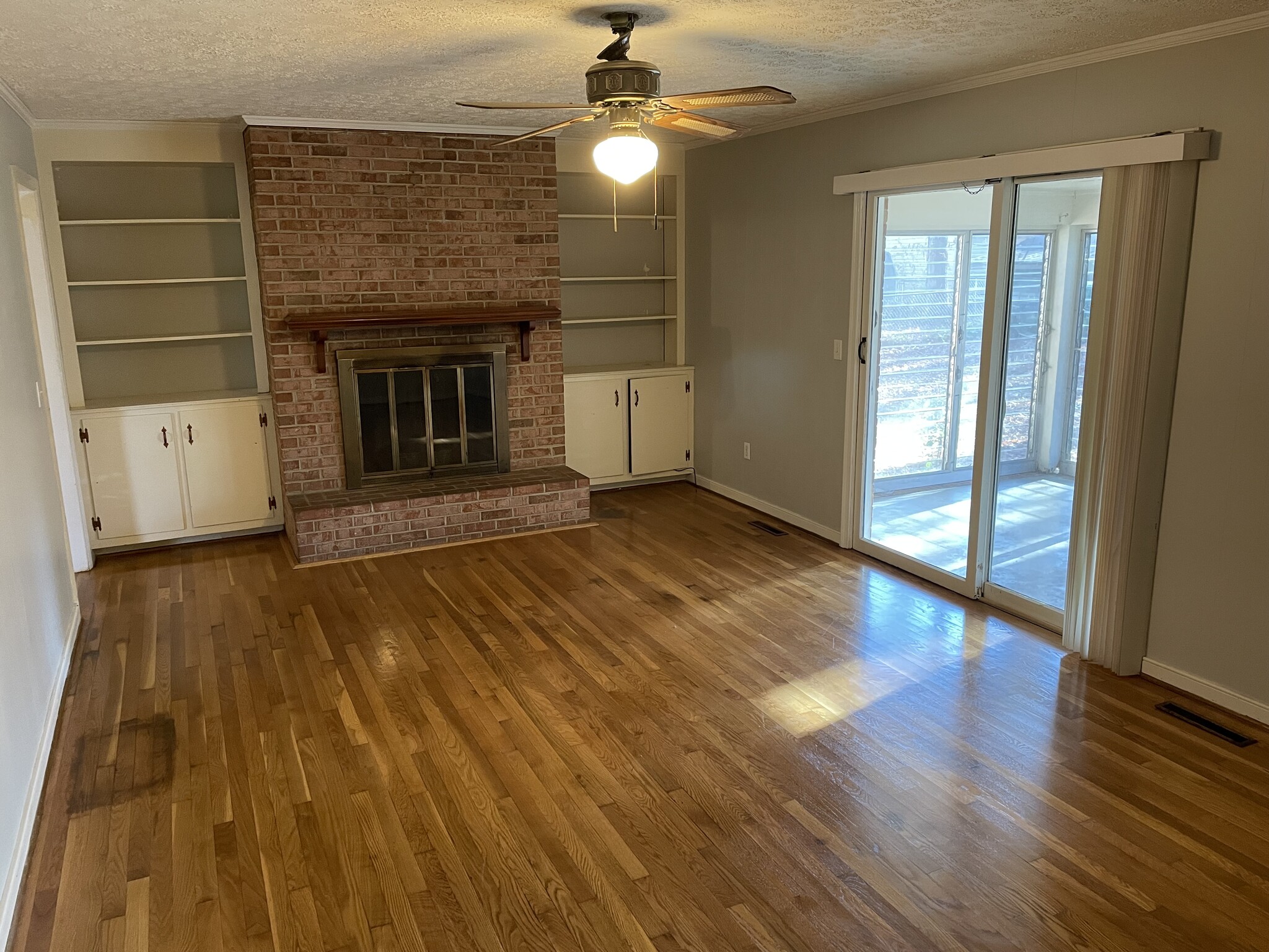 Family Room/ Sun Porch on back - 202 Norwood Dr