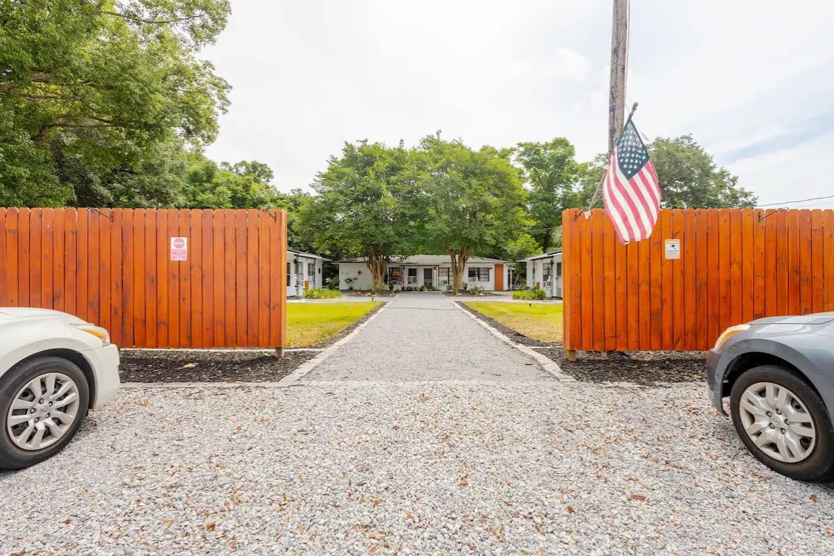 Building Photo - 512 Paulding Ave