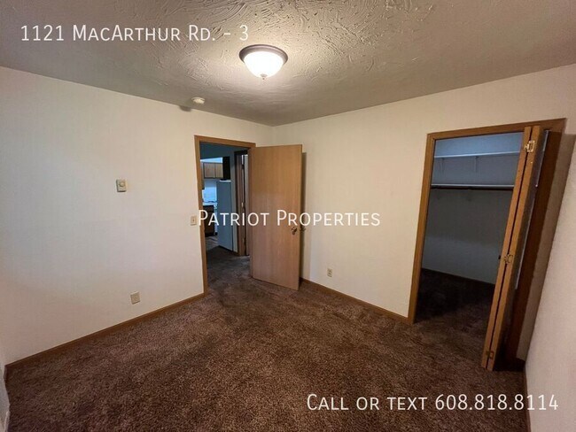 Building Photo - 1121 Mac Arthur Rd