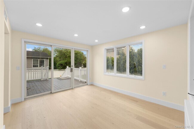 Building Photo - 31 Cail Dr