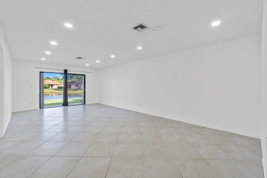 Building Photo - 1620 Granfern Ave