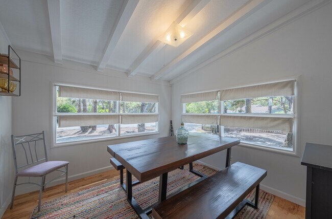 Building Photo - 1303 Chamisal Way