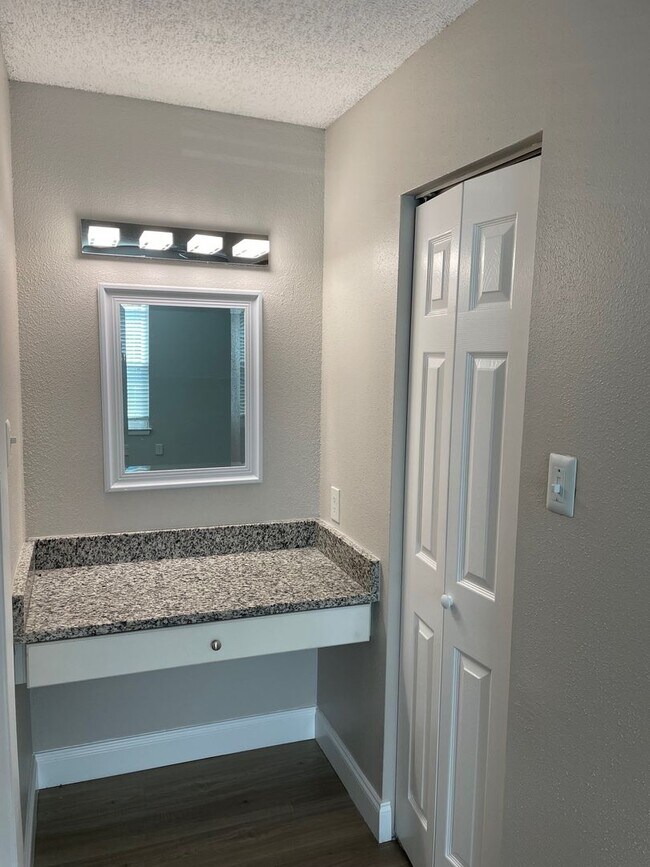 Building Photo - 3764 Idlebrook Cir