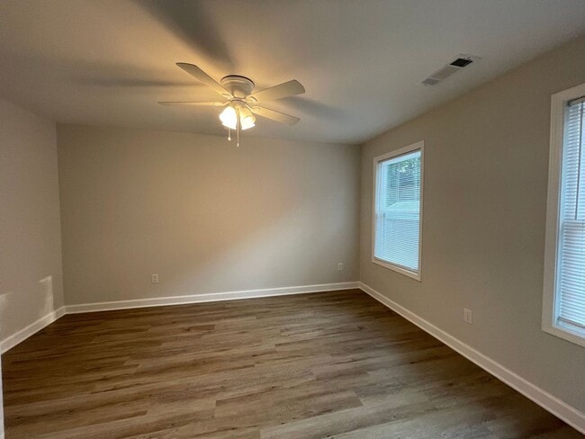 Building Photo - NEW CONSTRUCTION! Available August 2026!