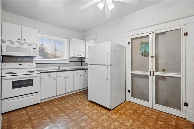 Building Photo - 4007 Biddison Ln