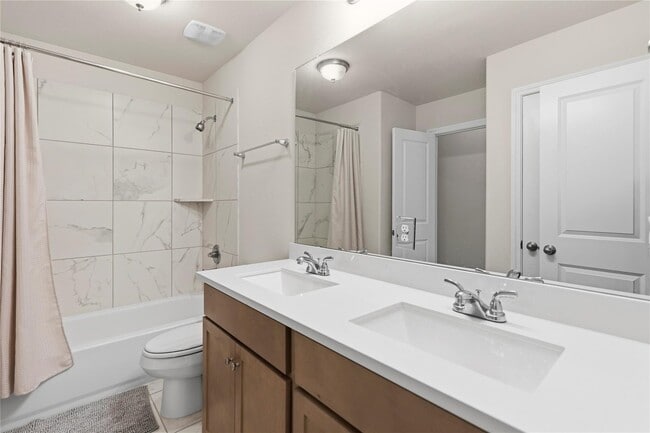 Building Photo - 2602 Arbor Edge Crossing