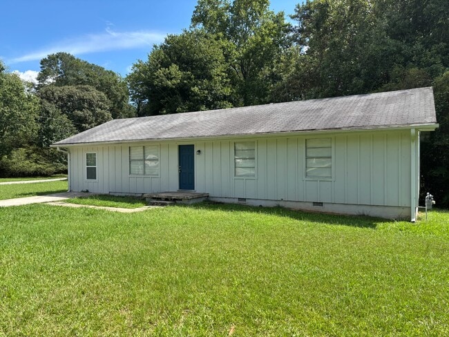 Building Photo - 89 Inverness Dr