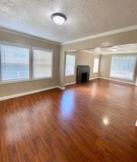 Building Photo - Nice 2 bed 1 bath House in Richmond with Garage - COMING SOON !!