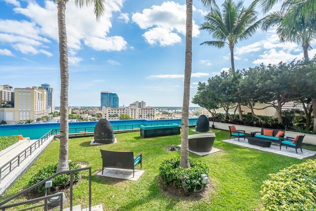 Building Photo - 550 Okeechobee Blvd