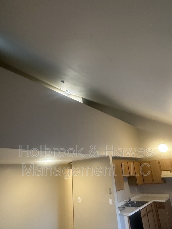 Building Photo - 4531 Boardwalk Dr