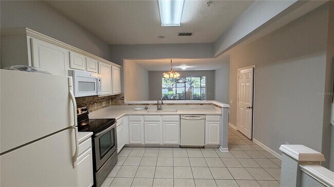 Building Photo - 3336 Shallot Dr