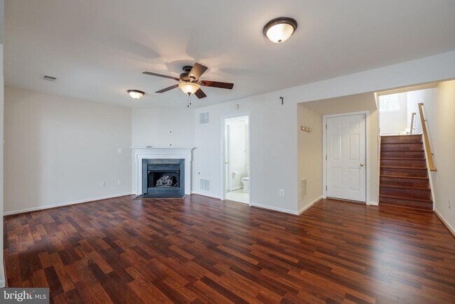 Building Photo - 5319 Waldo Dr